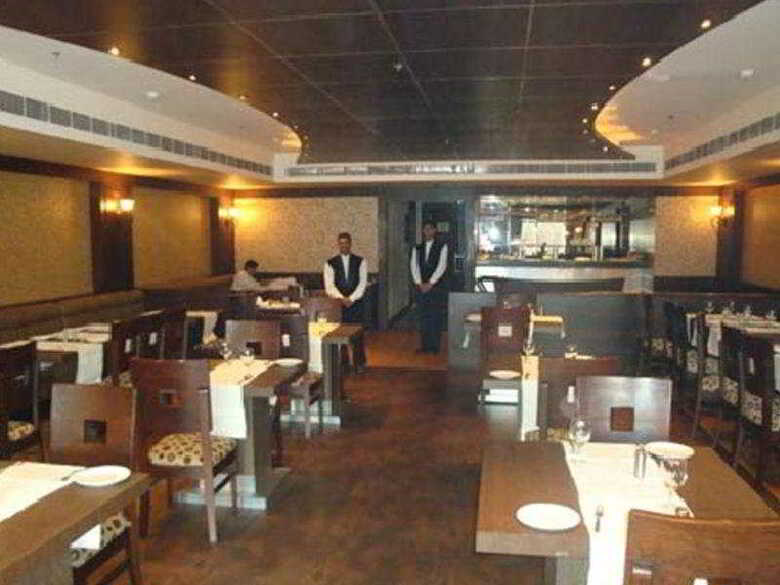 Hotel Parkland Prashant Vihar