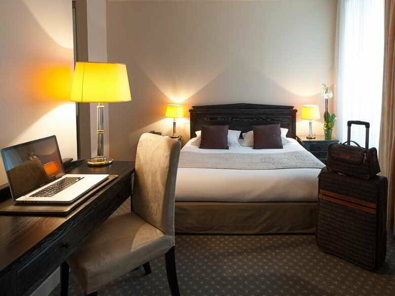 Hotel H�tel Napol�on