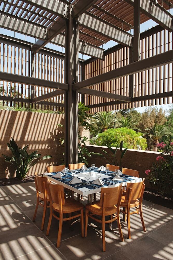 Hotel Sotavento Beach Club