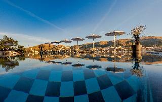 Brown Beach House Hotel & Spa