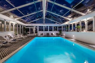 Brown Beach House Hotel & Spa