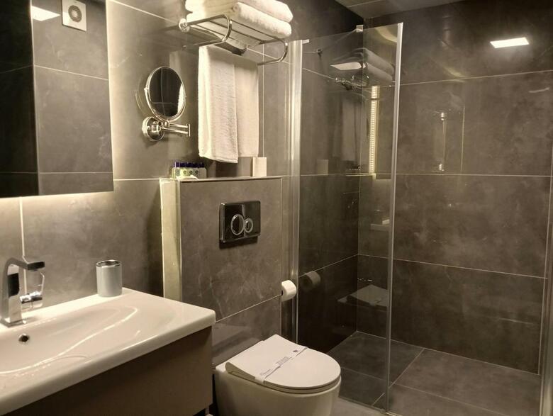 Gurtas Hotel