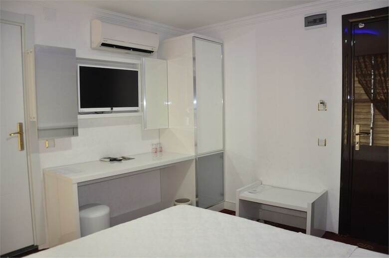 Kar Hotel