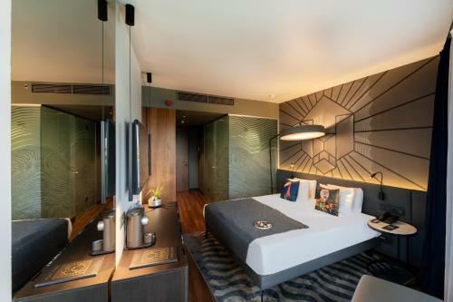 Hotel Clark