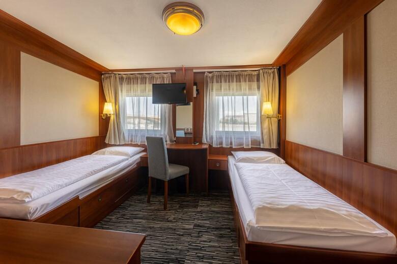 Grand Jules Boat Hotel Budapest