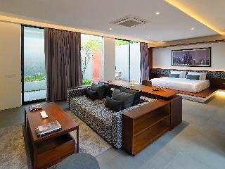 Hotel The Bale Phnom Penh