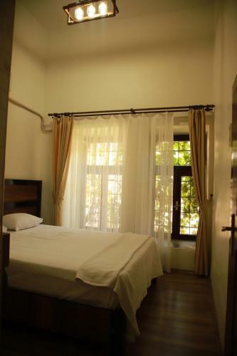 Hostal Aslan Guest House