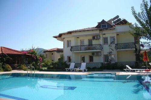 Aisha Apart Hotel