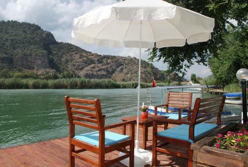 Myra Hotel