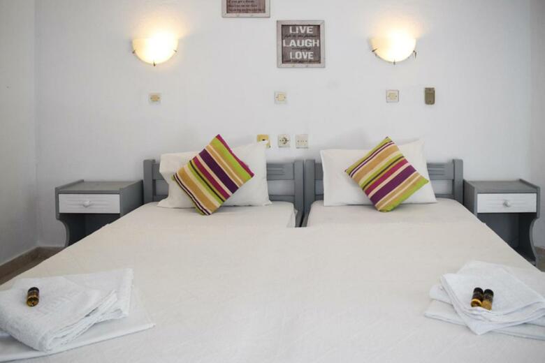 Apartamentos White Palace Studios