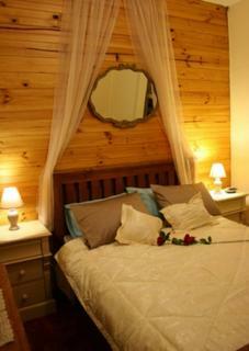 Hotel A Settlers Cottage Accommodation