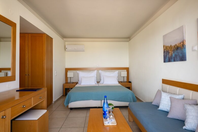 Hotel Ariadne Beach