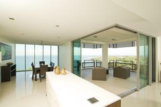 Hotel One30 Esplanade Serviced Apartments
