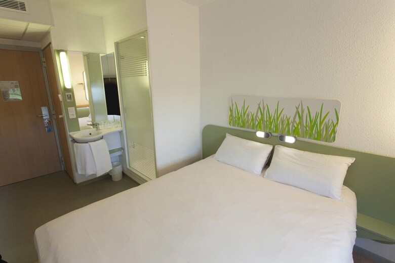 Hotel Ibis Budget Cherbourg La Glacerie