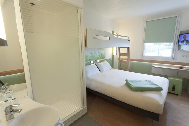 Hotel Ibis Budget Cherbourg La Glacerie