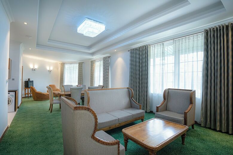 Hotel Araliya Green City