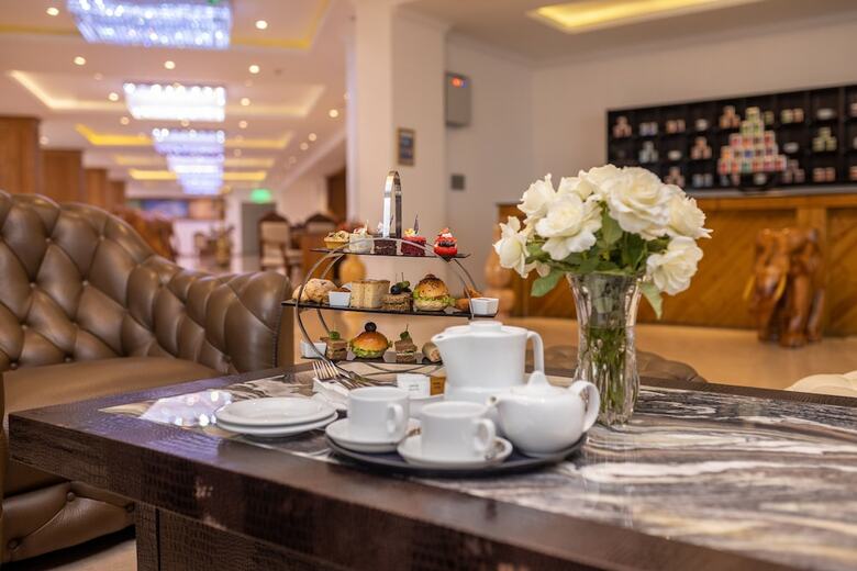 Hotel Araliya Green City