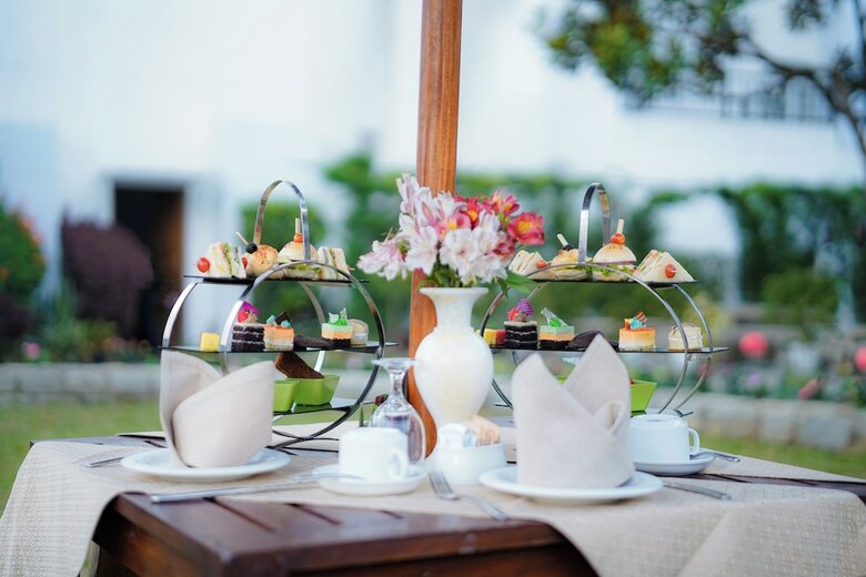 Hotel Araliya Green City