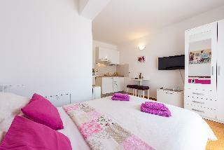 Hotel Apartments & Rooms Cina