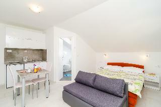 Hotel Apartments & Rooms Cina