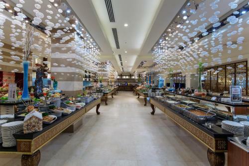 Hotel Crystal Palace Luxury Resort & Spa