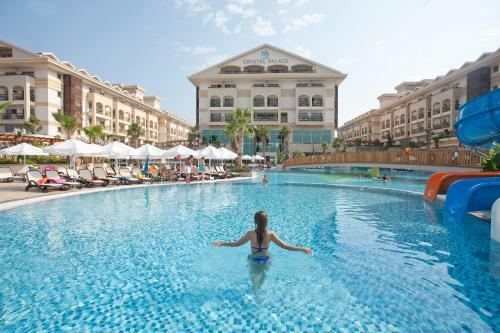 Hotel Crystal Palace Luxury Resort & Spa