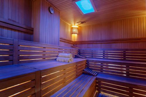 Hotel Crystal Palace Luxury Resort & Spa