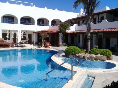 Yali Han Hotel