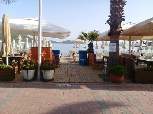 Yali Han Hotel