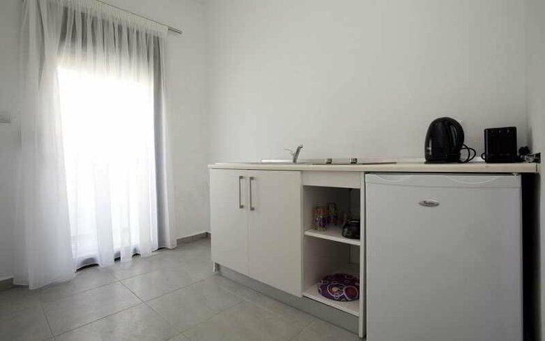 Hotel Oikea Studios