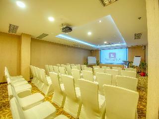 Grand Lagoi Hotel By Nirwana Gardens