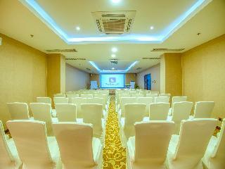 Grand Lagoi Hotel By Nirwana Gardens