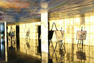 Zobon Art Hotel