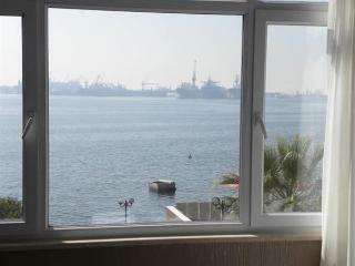 Blue Marine Hotel
