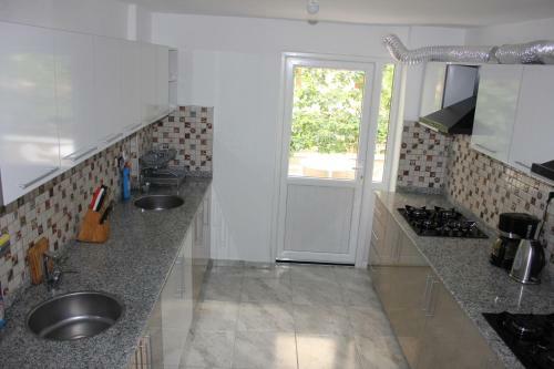 Hostal Ozge Guest House