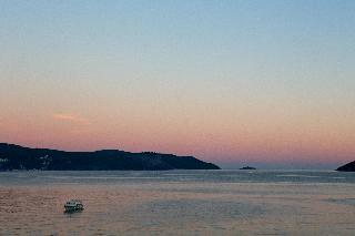 Palmon Bay Hotel & Spa