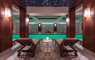 Hotel Bushi Resort & Spa