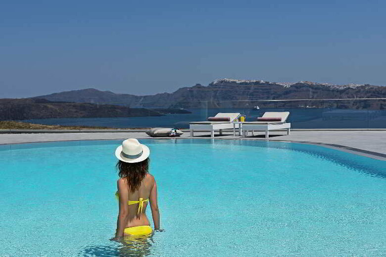 Hotel Acroterra Rosa Luxury Suites