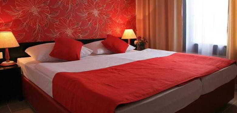 Aleksandar Hotel