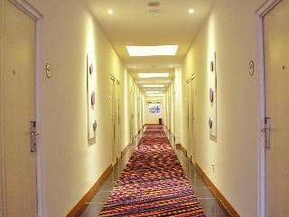 Hotel Vio Surapati