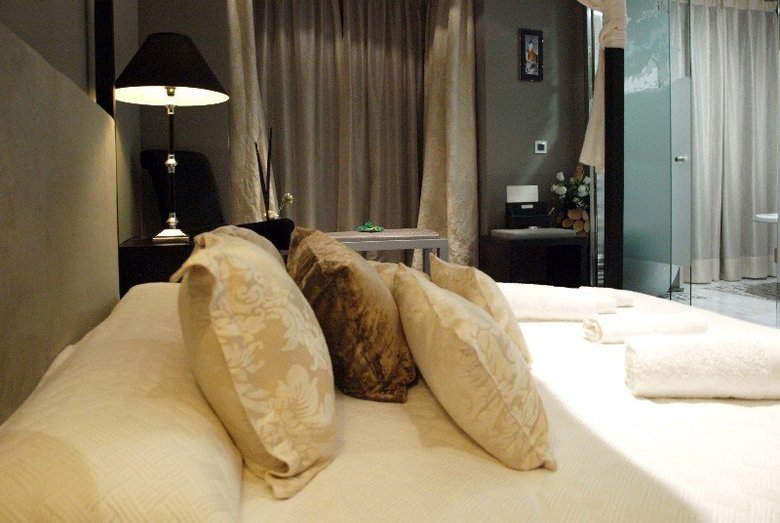 Los Almirantes Hotel