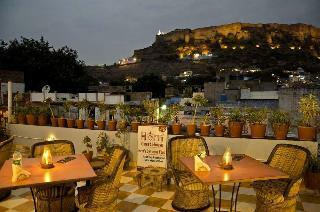 Hotel Hem Guest House