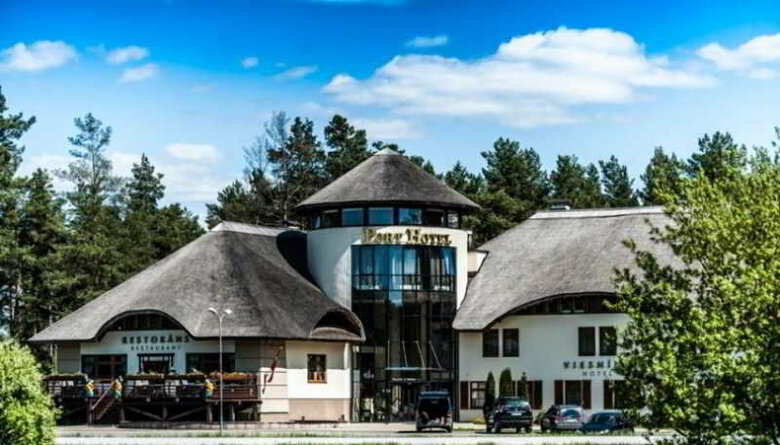 Port Hotel