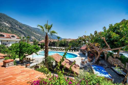 Ata Lagoon Beach Hotel