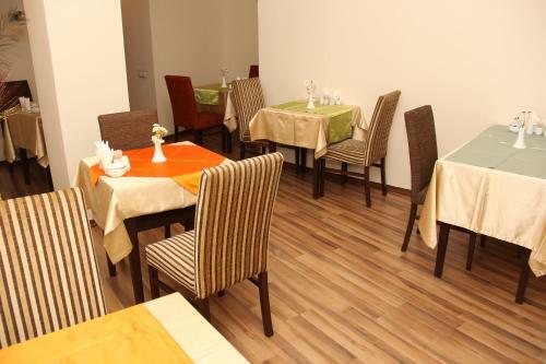 Aymini Hotel