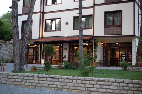 Diamond Park Hotel