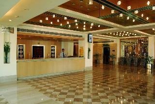 Hotel Lords Plaza