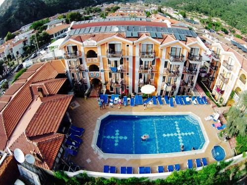 Magic Tulip Beach Hotel