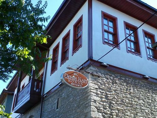 Demirkapi Konak Hotel