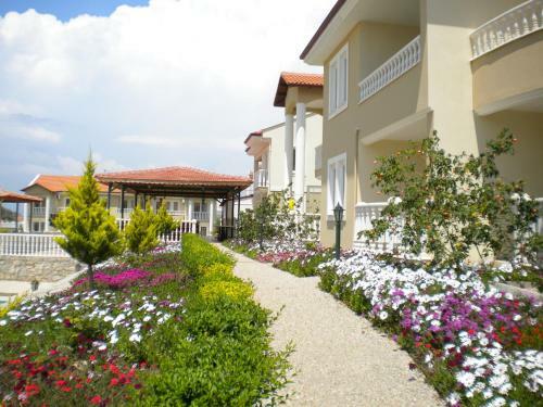 Moneba Suite Hotel